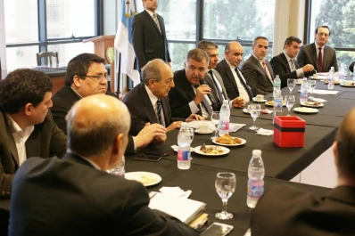 Coinciden en la idea de un comité especial