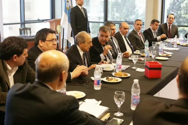 Coinciden en la idea de un comité especial