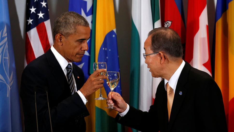 HASTA PRONTO. Obama y Ban se despidieron ayer en el cocktail ofrecido en la ONU a los jefes de Estado, ya que ambos terminan sus mandatos. Reuters