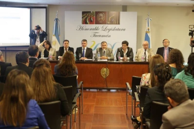 Se podrá acceder a expedientes, vía web