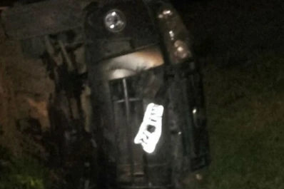 Volcó una camioneta en Horco Molle y dos jóvenes resultaron heridos