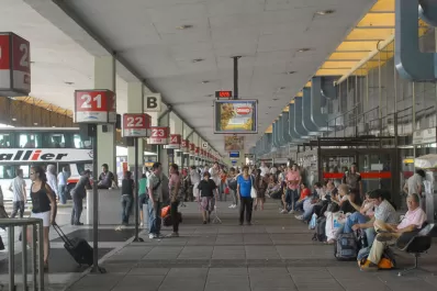 Jaime y Schiavi, a indagatoria por los contratos para la explotación de la terminal de Retiro