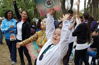 Casi 450 chicos con capacidades diferentes corrieron una maratón y bailaron zumba