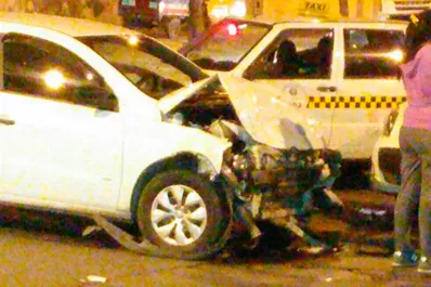Cronología de una madrugada accidentada en Tucumán