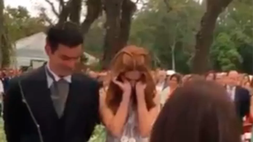 Video: Macedo no pudo contener las lágrimas antes de dar el sí