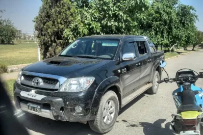 Se robaron una camioneta y continuaron con el raid delictivo