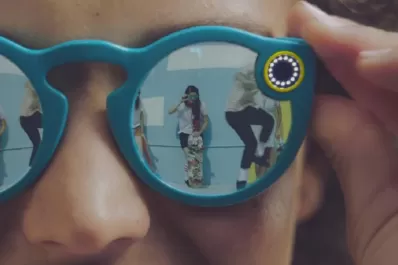 Snapchat lanza sus lentes para grabar recuerdos