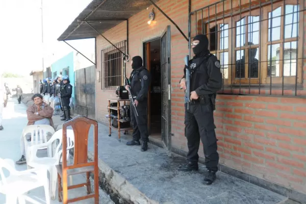 Investigan si “El Gordo Rogelio” se hizo millonario con el negocio