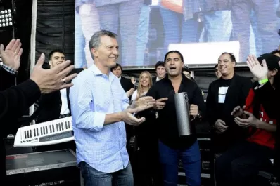 Macri se movió al ritmo de la cumbia en Tecnópolis