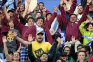 Los hinchas alentaron a Los Pumas pero la hostilidad volvió a las tribunas