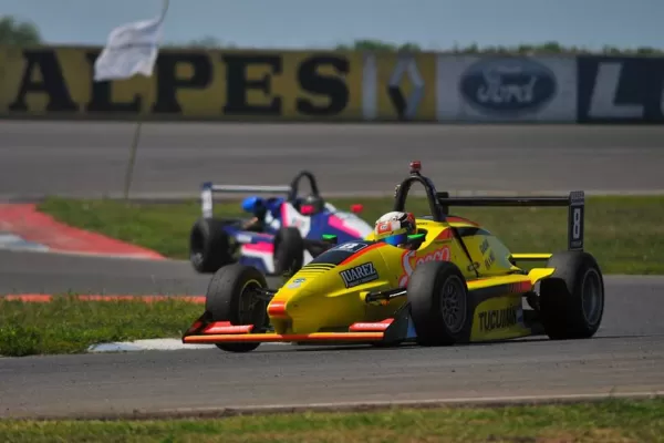 Retaron al templo de la velocidad