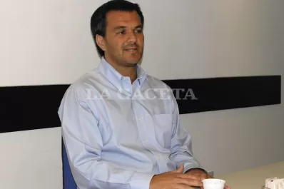 Para el ministro de Gobierno salteño, Cano es un “inútil importante”