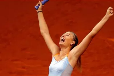 A Sharapova le rebajaron la sanción y podrá volver a jugar al tenis