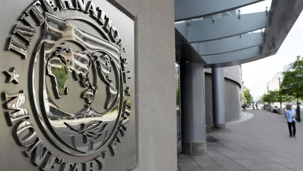 El FMI prevé una caída del 1,8% de la economía argentina para este año