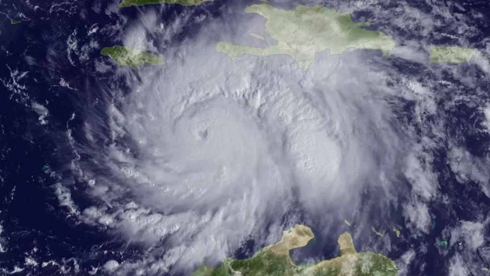 El huracán Matthew en una imagen satelital de la NOOA.