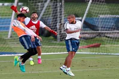 Bauza convocó a Maidana para el partido contra Paraguay