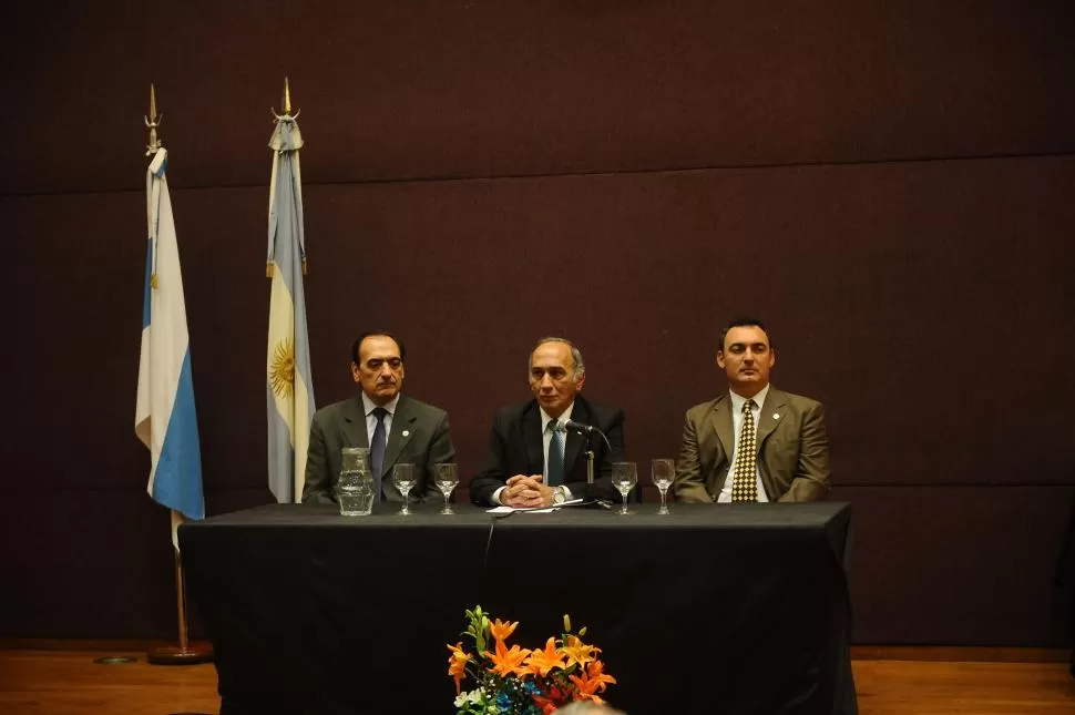 DÍA DEL ABOGADO DE 2015. En el estrado: Musi, García Posse y Gilli. la gaceta / foto de osvaldo ripoll (archivo)