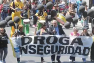 Secuestran y amenazan de muerte a una mujer que lucha contra los narcos