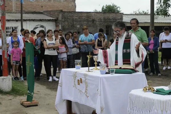 Video: las denuncias del cura Viroche contra políticos tucumanos