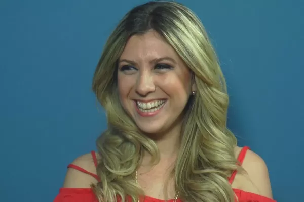 Video: Caro Glasberg se animó al ping pong de LA GACETA y no se calló nada