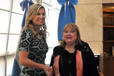 Máxima llegó al país y se reunirá con el presidente Macri