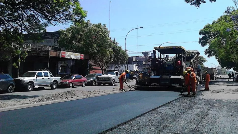 La avenida Juan B. Justo tiene asfalto nuevo entre España y México