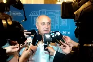 Durán dice que hay 1.800 casas en construcción