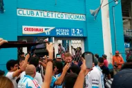 Eufórica despedida de los hinchas de Atlético al plantel superior