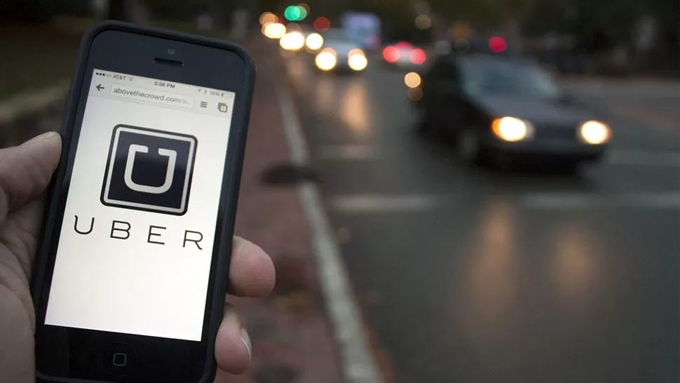 Para el gremio de taxistas, Uber sigue siendo ilegal y peligroso