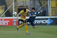 Atlético falló demasiado y perdió en Bahía Blanca