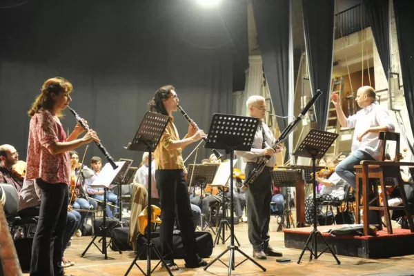 El fagot, el clarinete y el oboe hoy pasan al frente en el escenario
