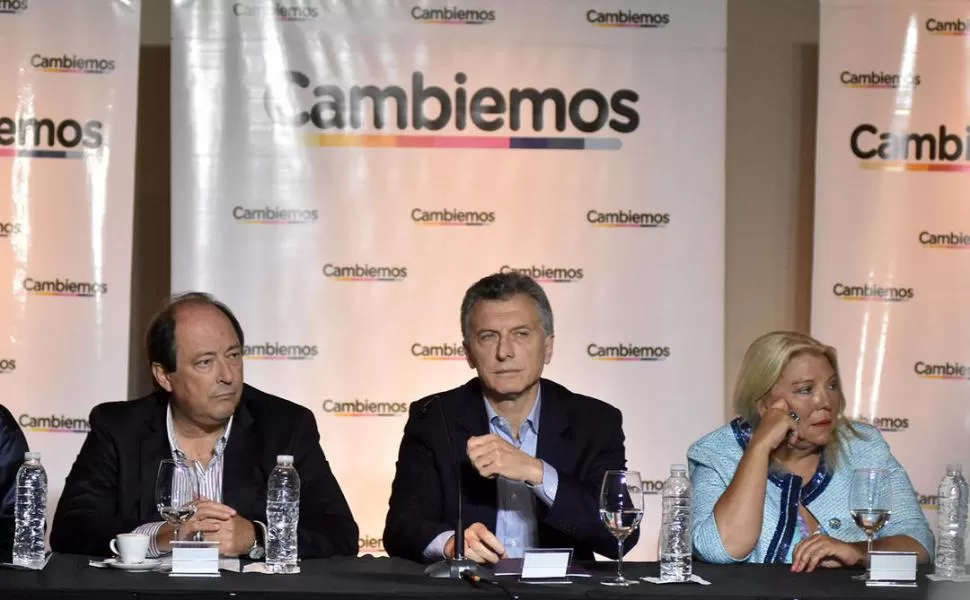 IMAGEN ESPERADA. Sanz, Macri y Carrió ratifican el rumbo de Cambiemos. 