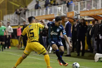 Atlético se enterró solito en Bahía Blanca