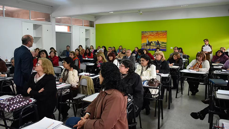 El jueves no habrá clases en Tucumán por una jornada de capacitación docente