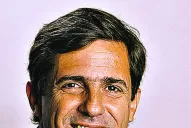 Trump despierta a un gigante y ayuda a Clinton