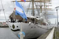 Macri recibió a la Fragata Libertad, que regresó tras 196 días de viaje