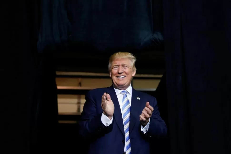 RENOVACIÓN. Trump prometió devolver el bienestar a Estados Unidos. fotos reuters
