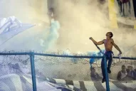 En el Monumental flamearon los trapos