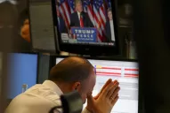 Las bolsas y el peso mexicano se desplomaron tras la victoria de Trump