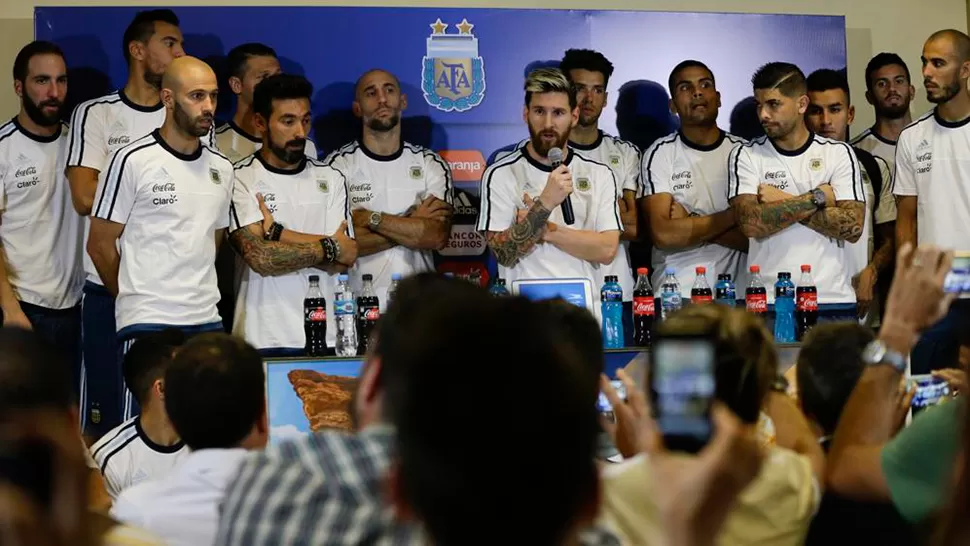Explotó todo: Messi anunció que no hablarán más con la prensa
