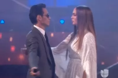 Video: JLo y Marc Anthony versionaron a Pimpinela en los Grammy Latinos