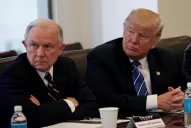 Trump elige a republicanos de línea dura