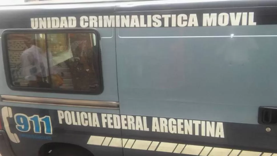 DETENIDO. La Policía Federal Argentina llevó a cabo el operativo. FOTO TOMADA DE LOSANDES.COM.AR