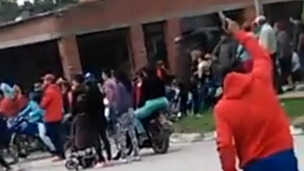 Video: amigos despidieron con tiros al aire a Huguito Cáceres
