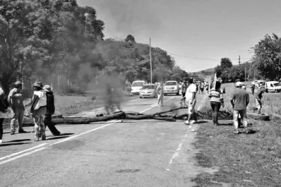 Cortaron la ruta a El Cadillal por un abuso