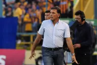 En Atlético se cayó la negociación con Sava y van por Russo