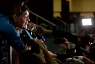 Maradona se queda en Zagreb y luego viaja a Cuba a despedir a Castro