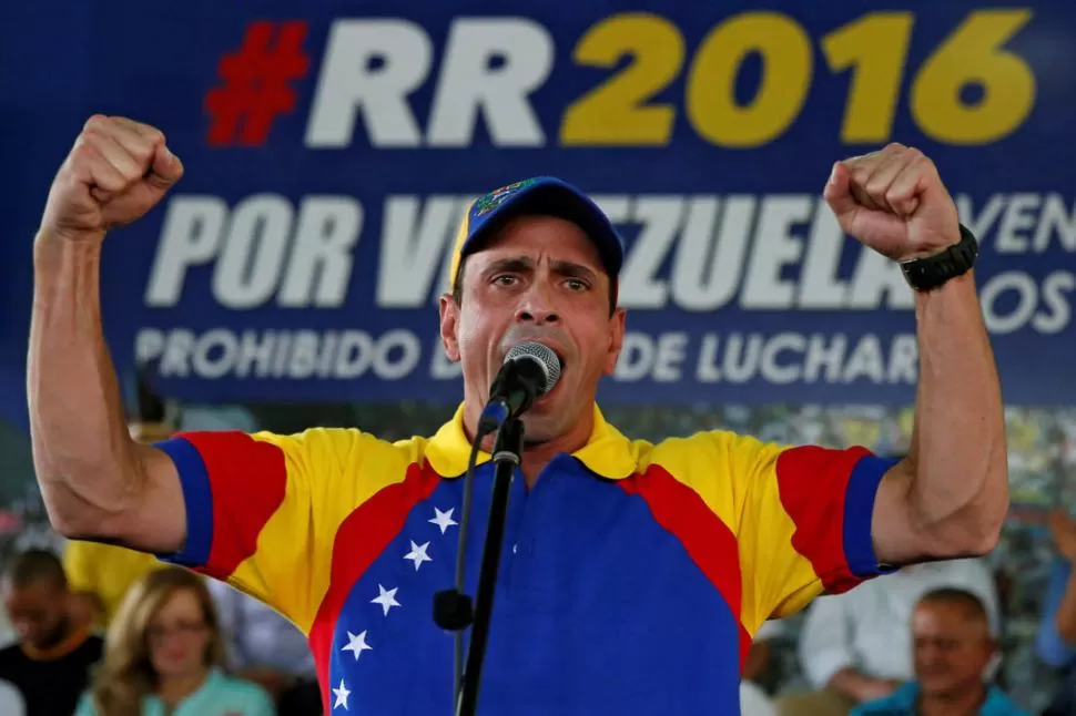 SIN SALIDA. Capriles es muy crítico de Maduro y de la estrategia del Gobierno en la Mesa de Diálogo. REUTERS