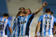 Racing goleó a Independiente y se quedó con el clásico de Avellaneda