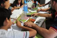 La “escuela paralela” comienza sus clases